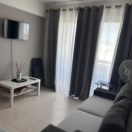 Ptolemaidos Cosy Family Apartment Larnaka Exterior foto